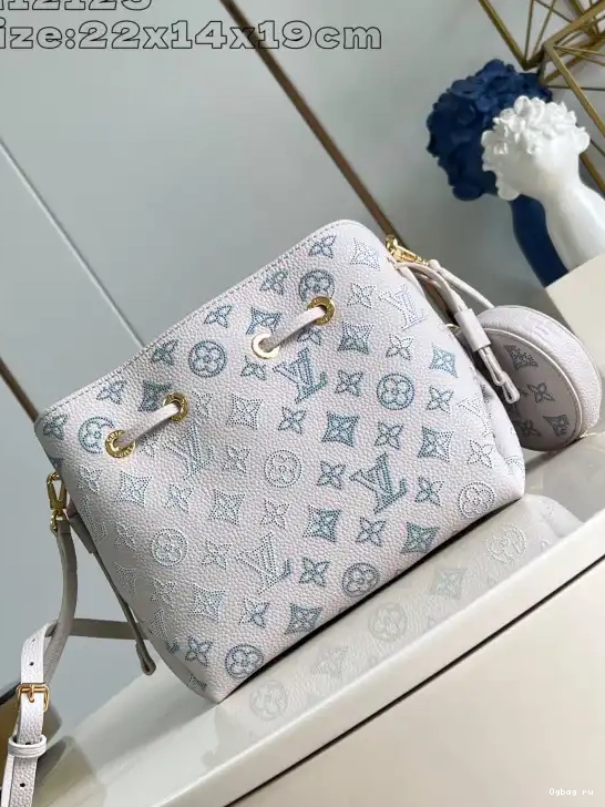 BELLA VUITTON LOUIS 0602